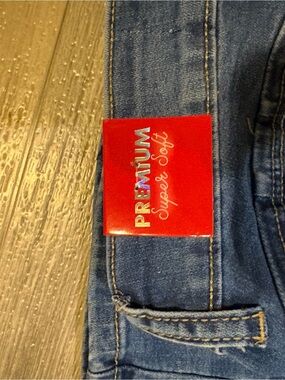 Buffalo David Bitton blue denim jeans with brown leather logo patch